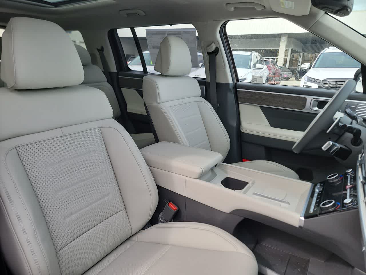new 2025 Hyundai Santa Fe car, priced at $47,594