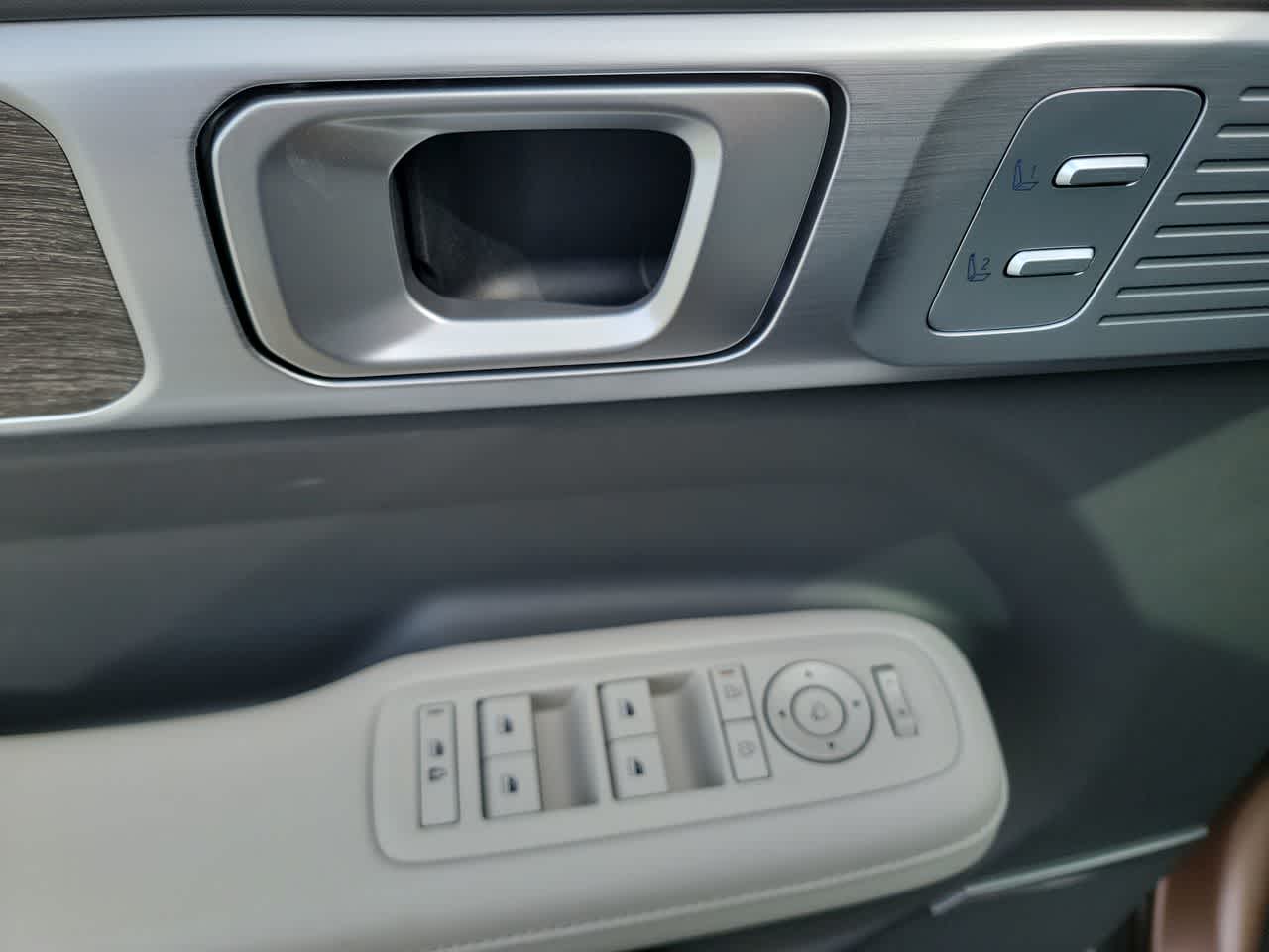 new 2025 Hyundai Santa Fe car, priced at $47,594