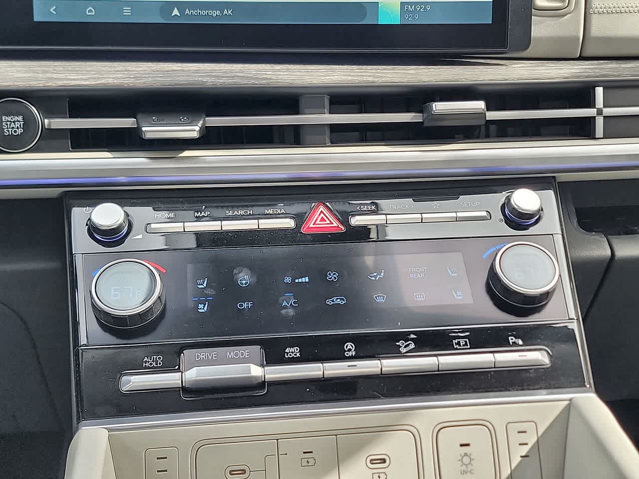 new 2025 Hyundai Santa Fe car, priced at $47,594