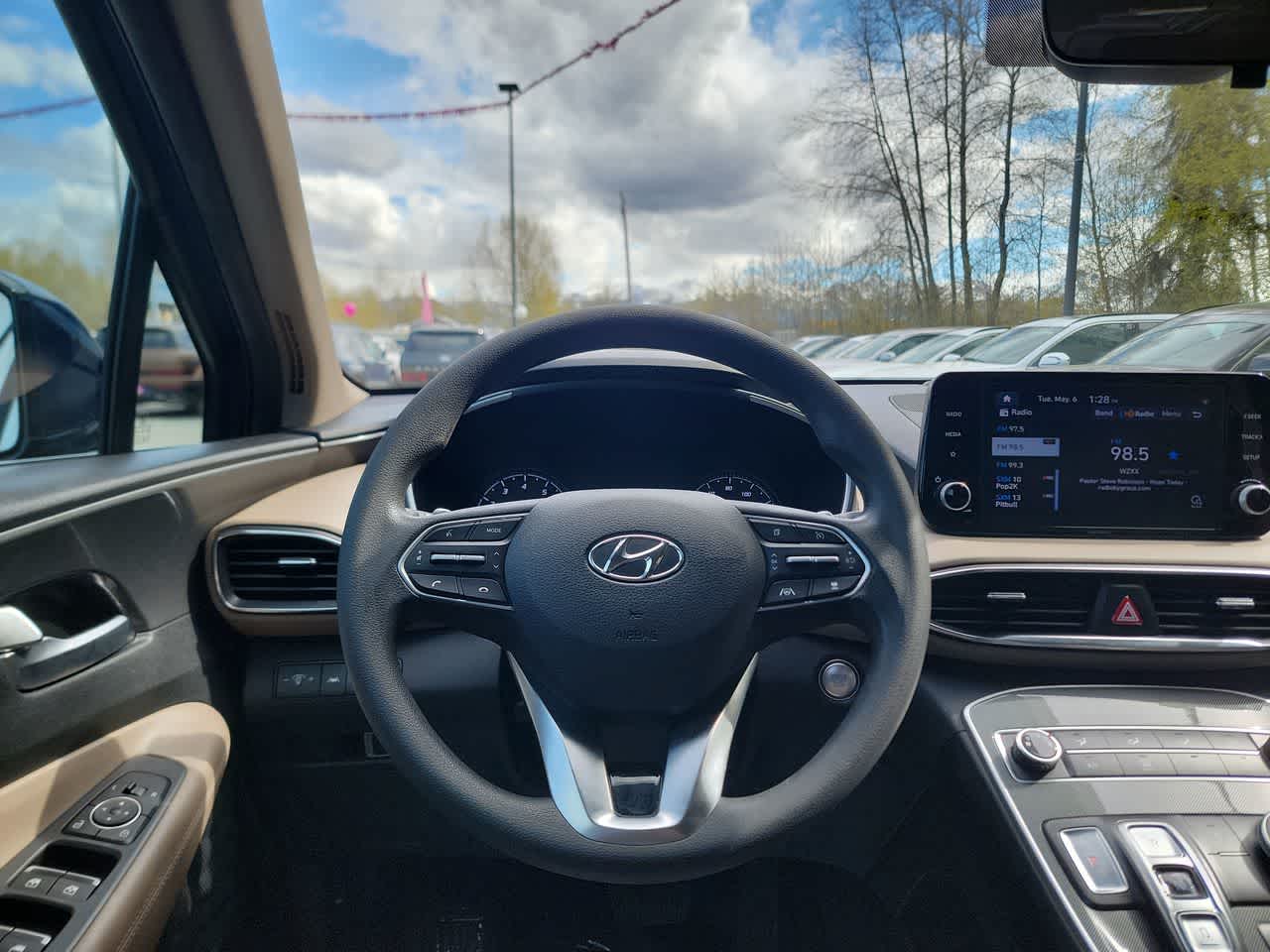 used 2022 Hyundai Santa Fe car, priced at $20,995