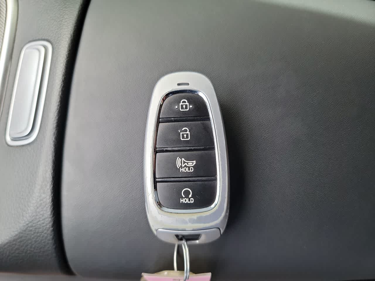 used 2022 Hyundai Santa Fe car, priced at $20,995