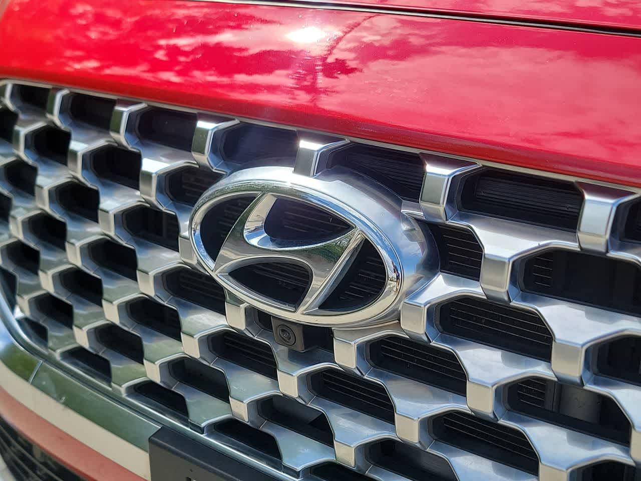 used 2023 Hyundai Santa Fe car, priced at $29,995