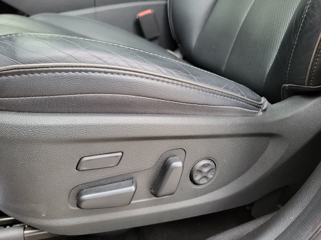 used 2023 Hyundai Santa Fe car, priced at $29,995