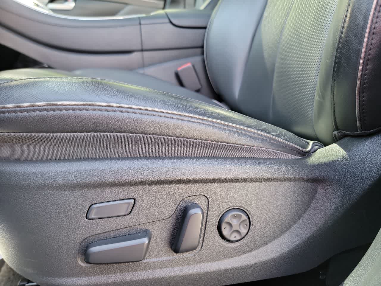 used 2023 Hyundai Santa Fe car, priced at $27,995