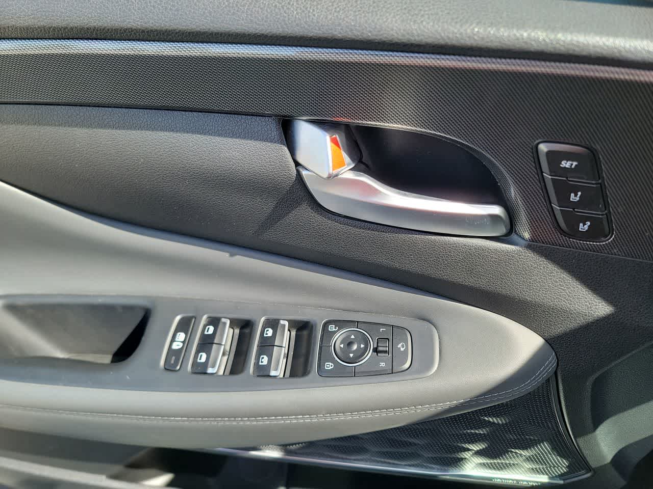 used 2023 Hyundai Santa Fe car, priced at $27,995
