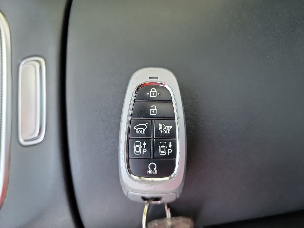 used 2023 Hyundai Santa Fe car, priced at $27,995