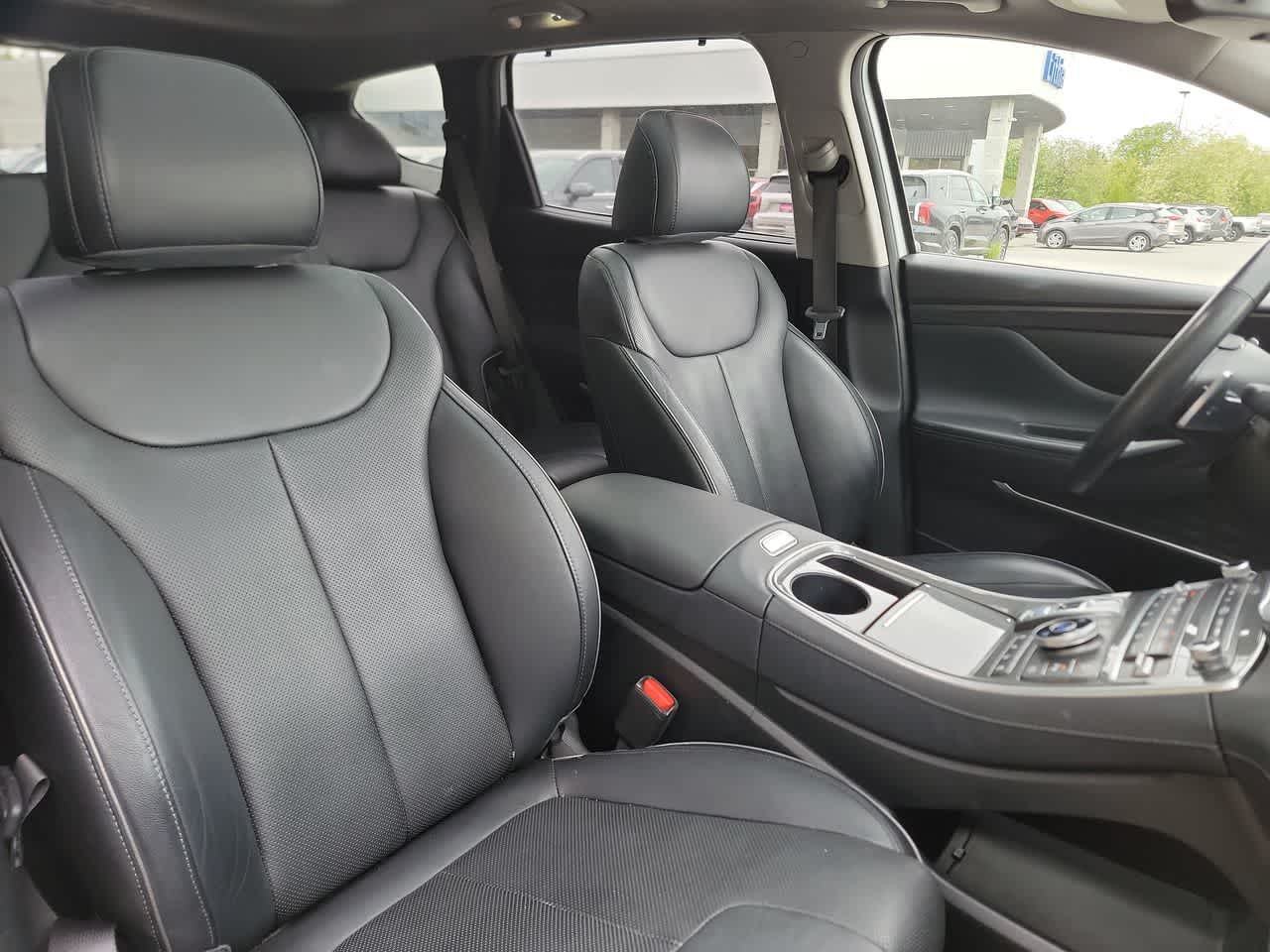 used 2023 Hyundai Santa Fe car, priced at $29,995