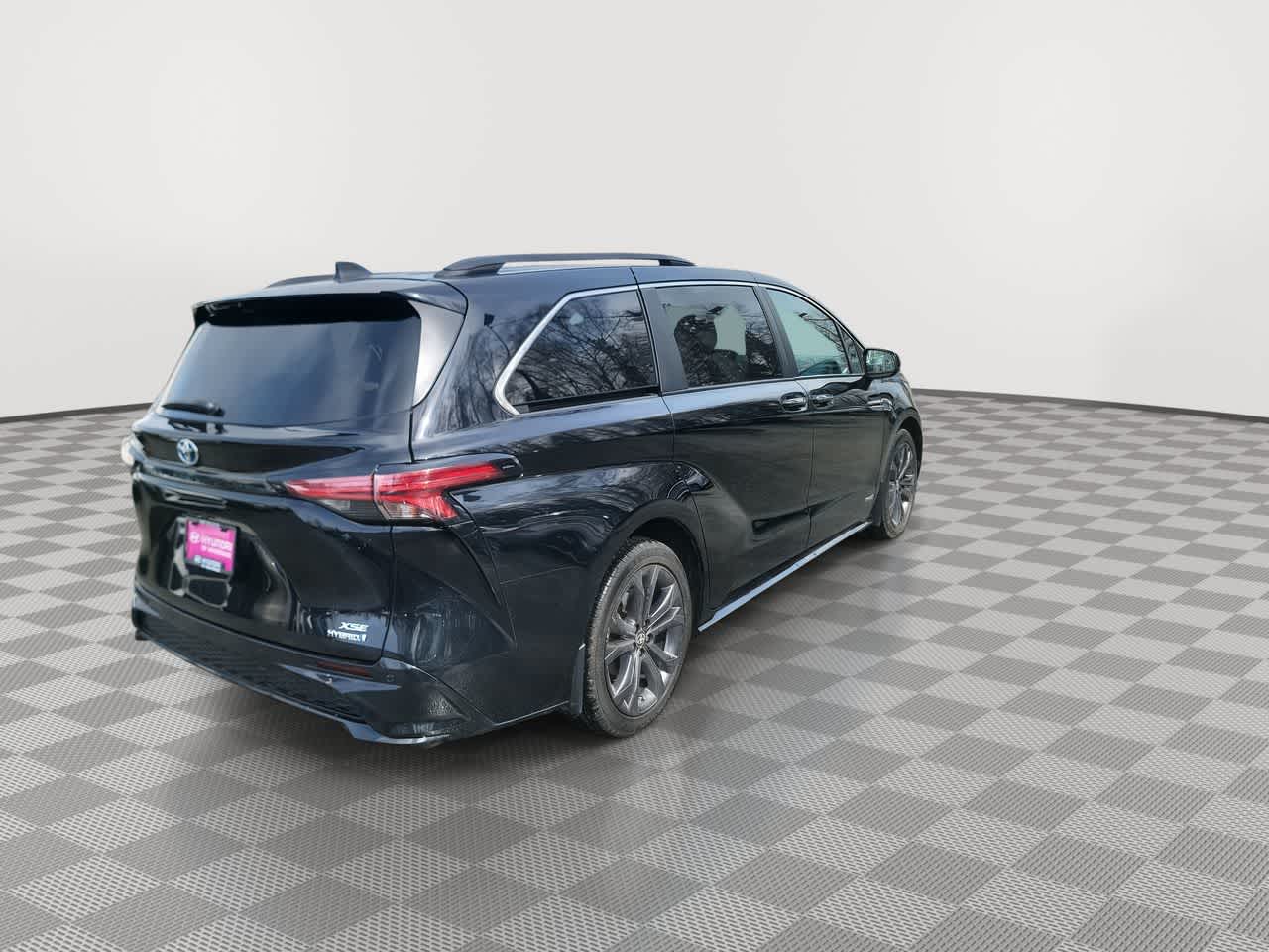 used 2021 Toyota Sienna car, priced at $42,924