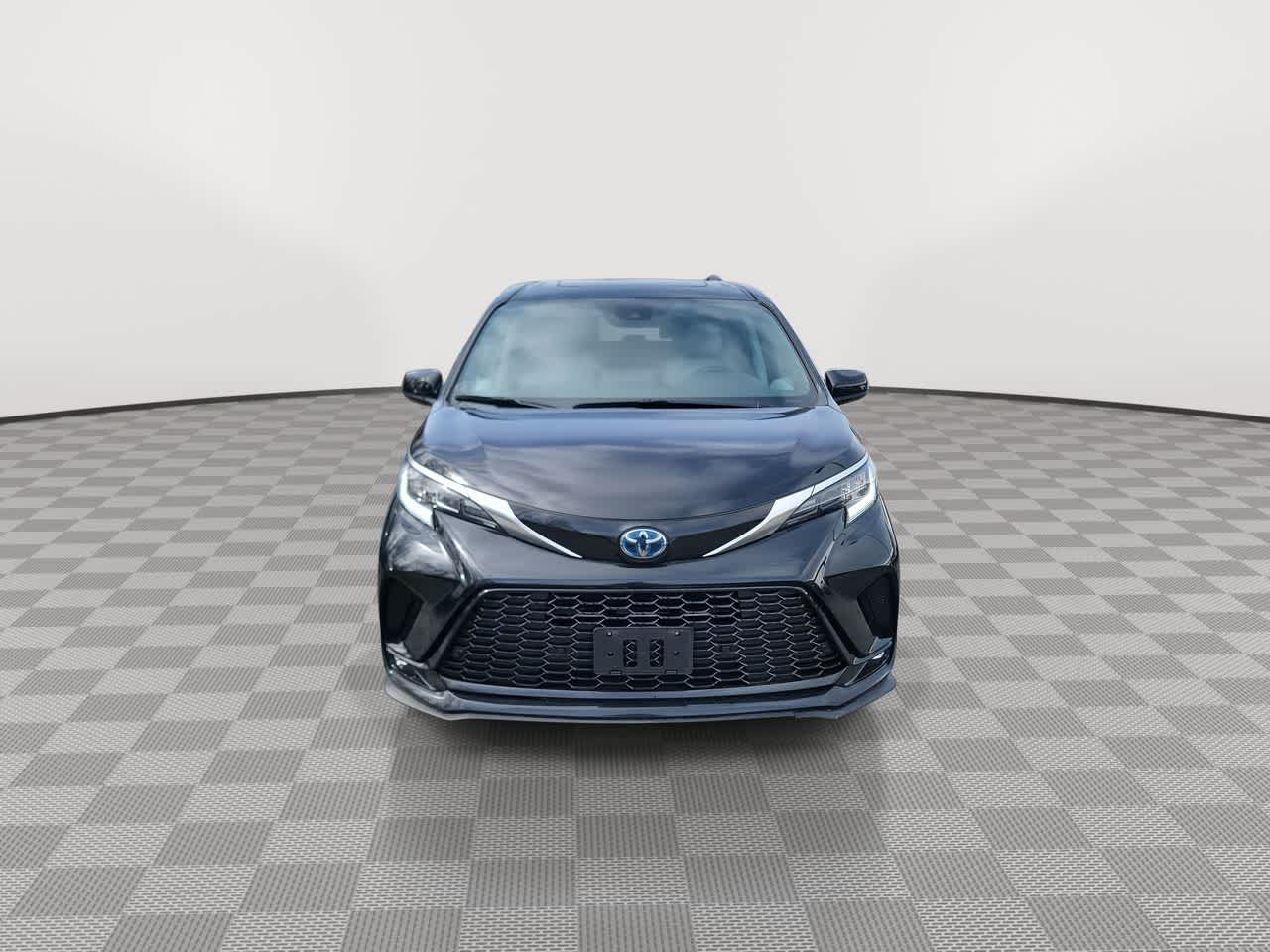 used 2021 Toyota Sienna car, priced at $42,924