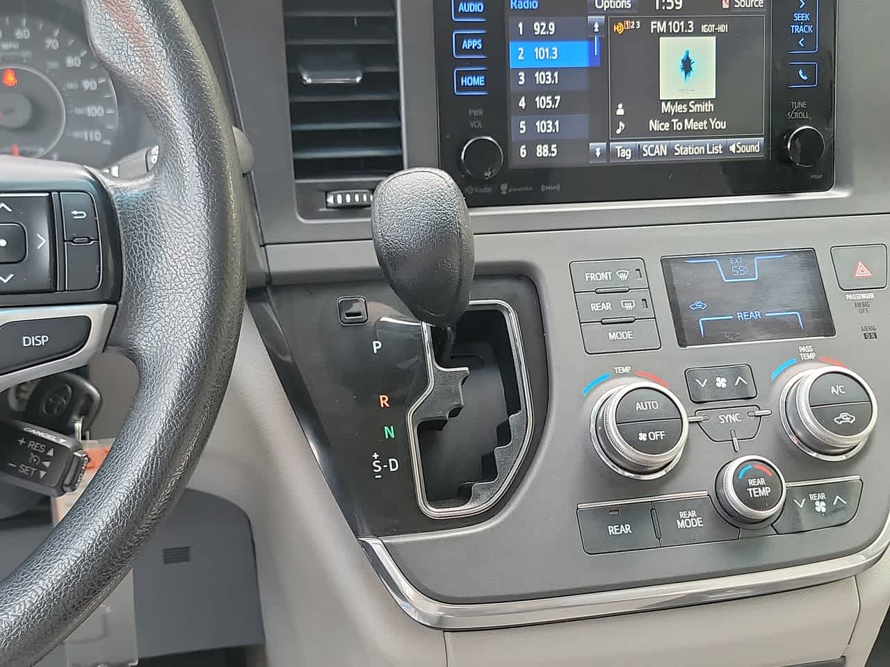 used 2016 Toyota Sienna car, priced at $14,995