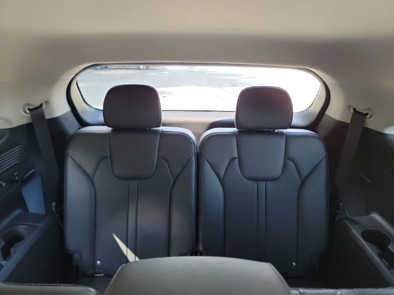 used 2024 Kia Sorento car, priced at $32,995