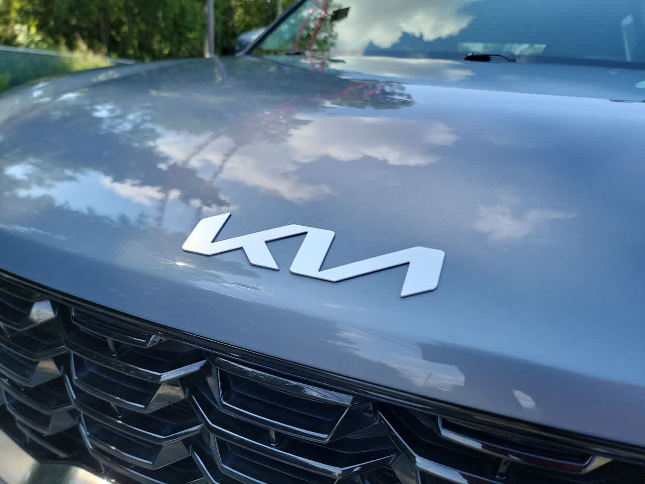 used 2024 Kia Sorento car, priced at $32,995