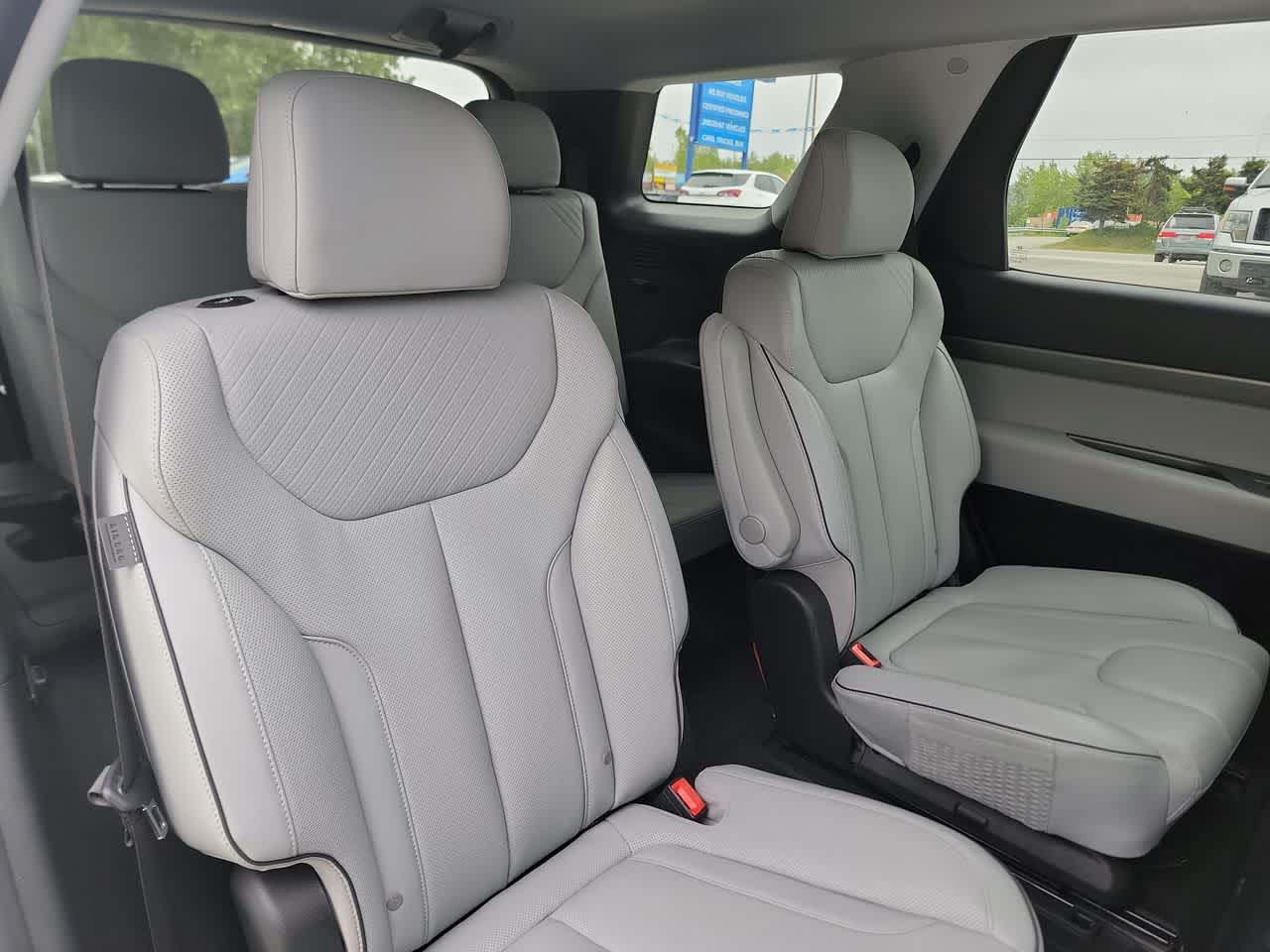 used 2024 Hyundai Palisade car, priced at $37,800