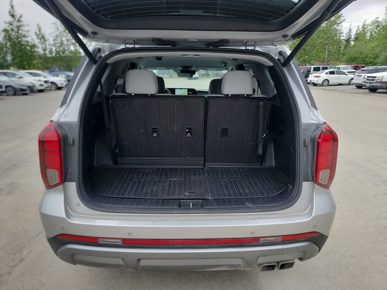 used 2024 Hyundai Palisade car, priced at $37,800