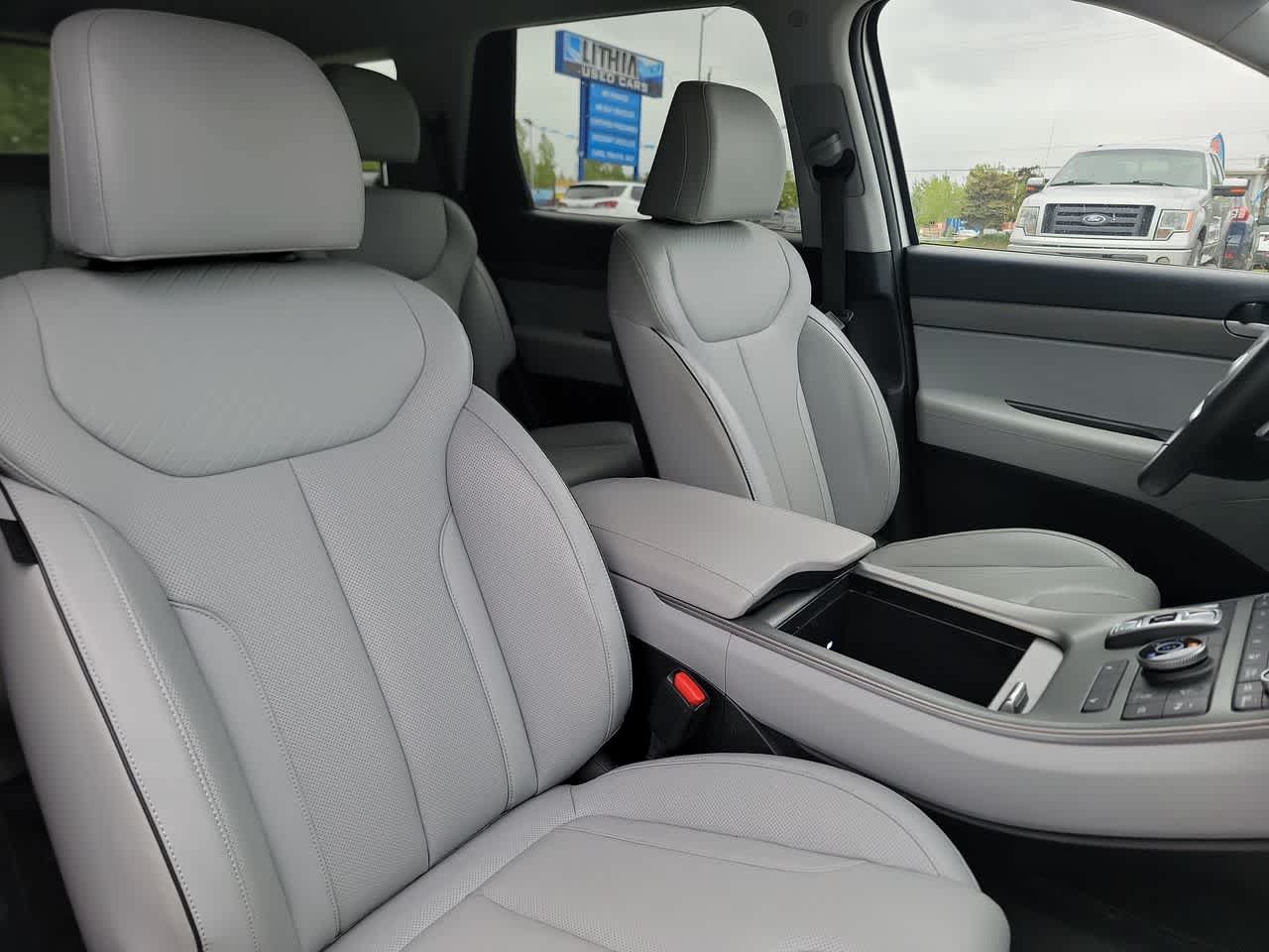 used 2024 Hyundai Palisade car, priced at $37,800