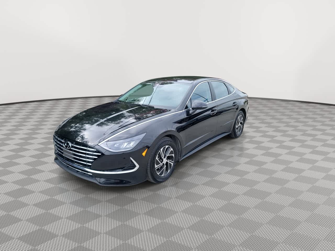 used 2023 Hyundai Sonata Hybrid car, priced at $25,952