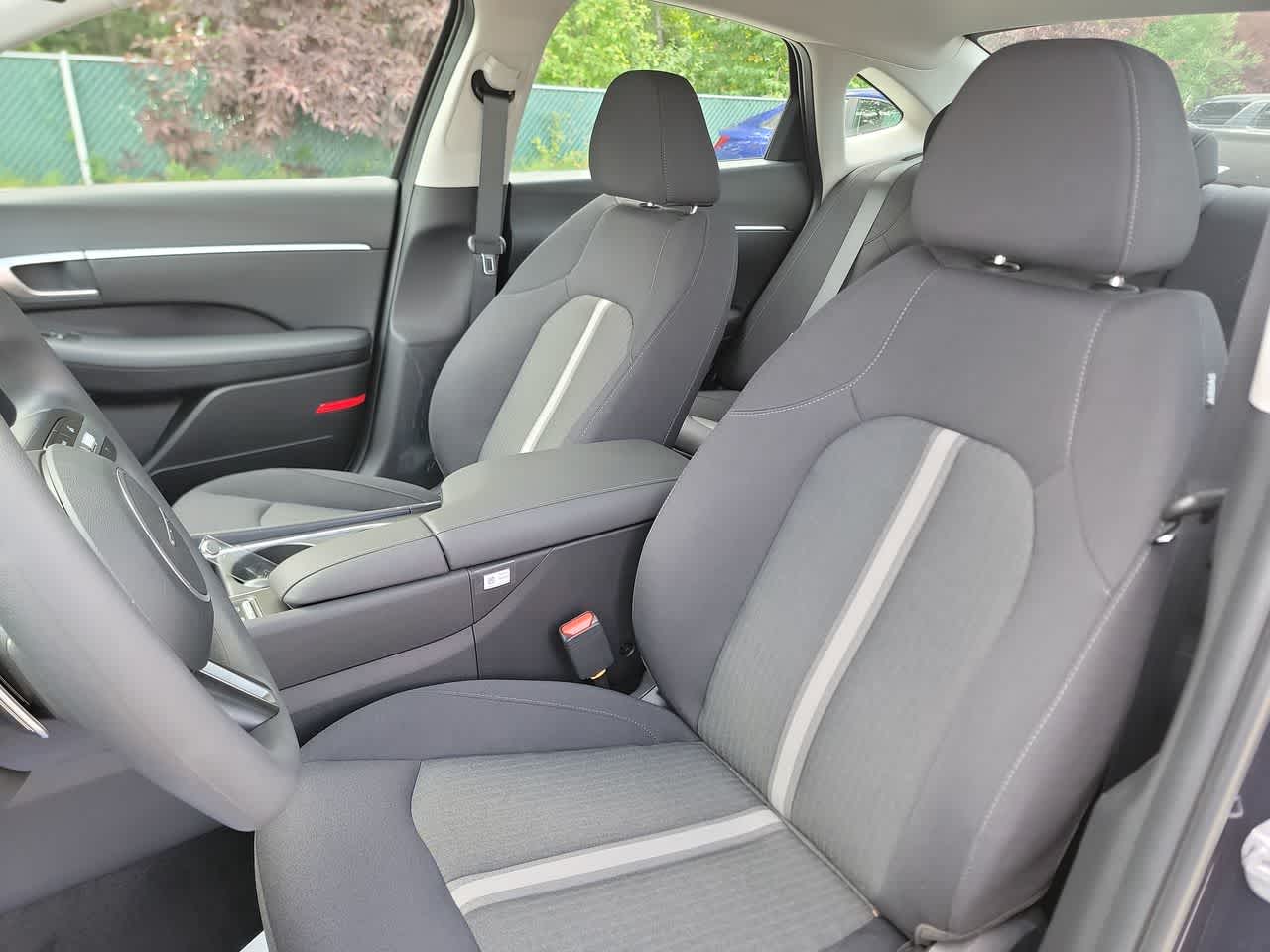 new 2025 Hyundai Sonata car, priced at $30,208