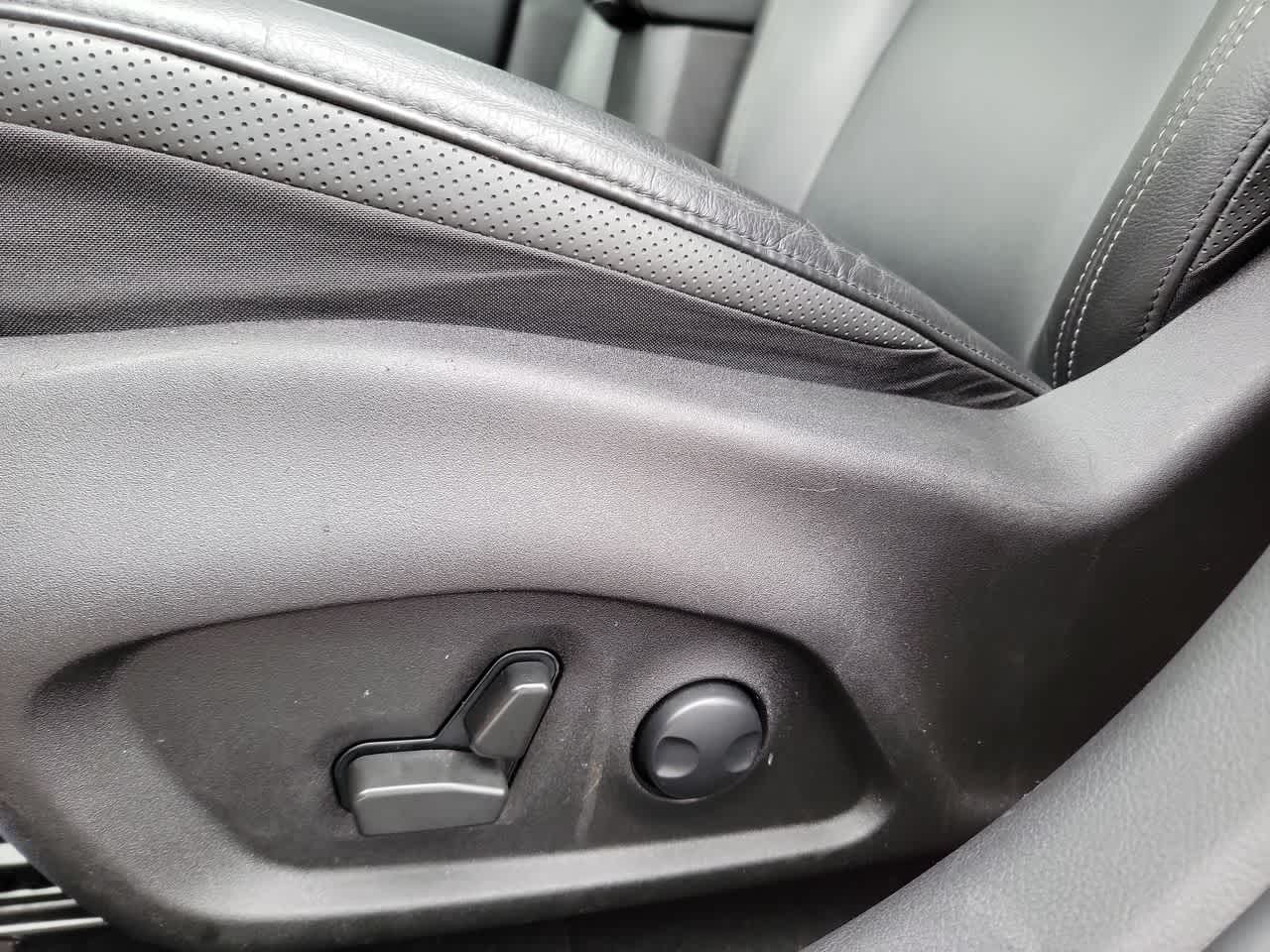 used 2023 Jeep Renegade car, priced at $24,542