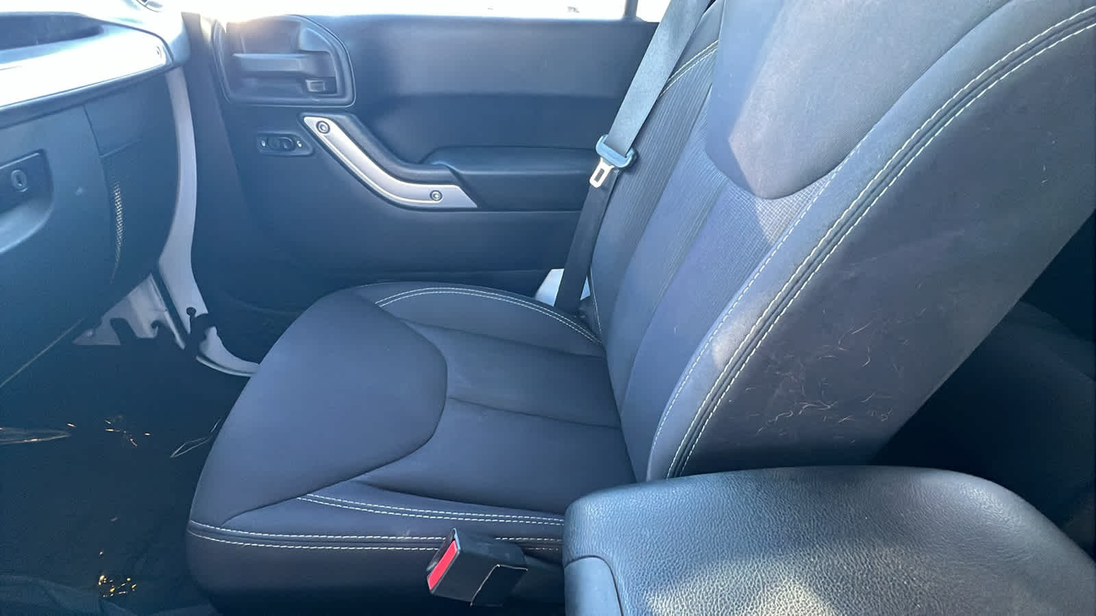 used 2014 Jeep Wrangler Unlimited car, priced at $19,995