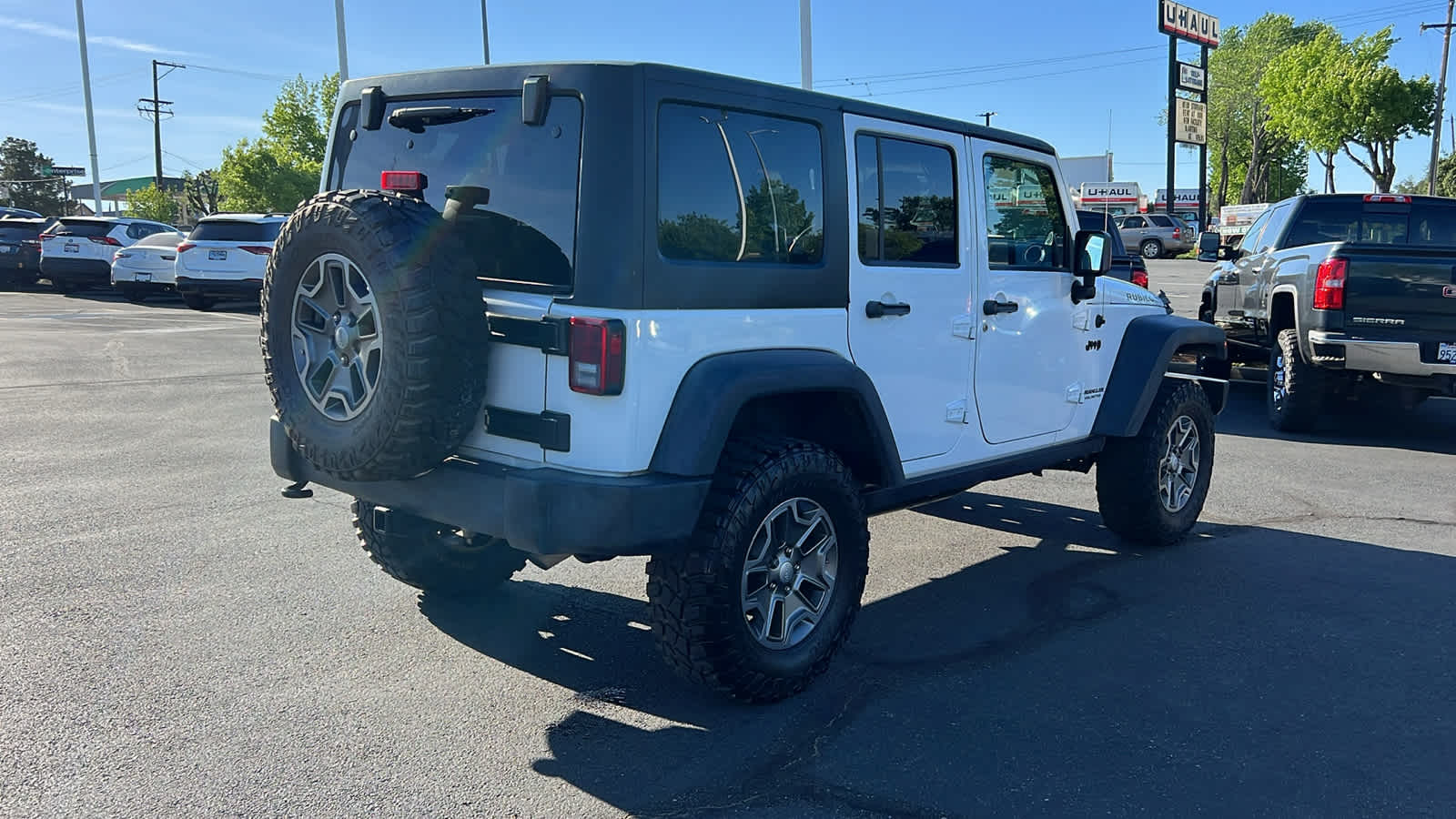 used 2014 Jeep Wrangler Unlimited car, priced at $19,995