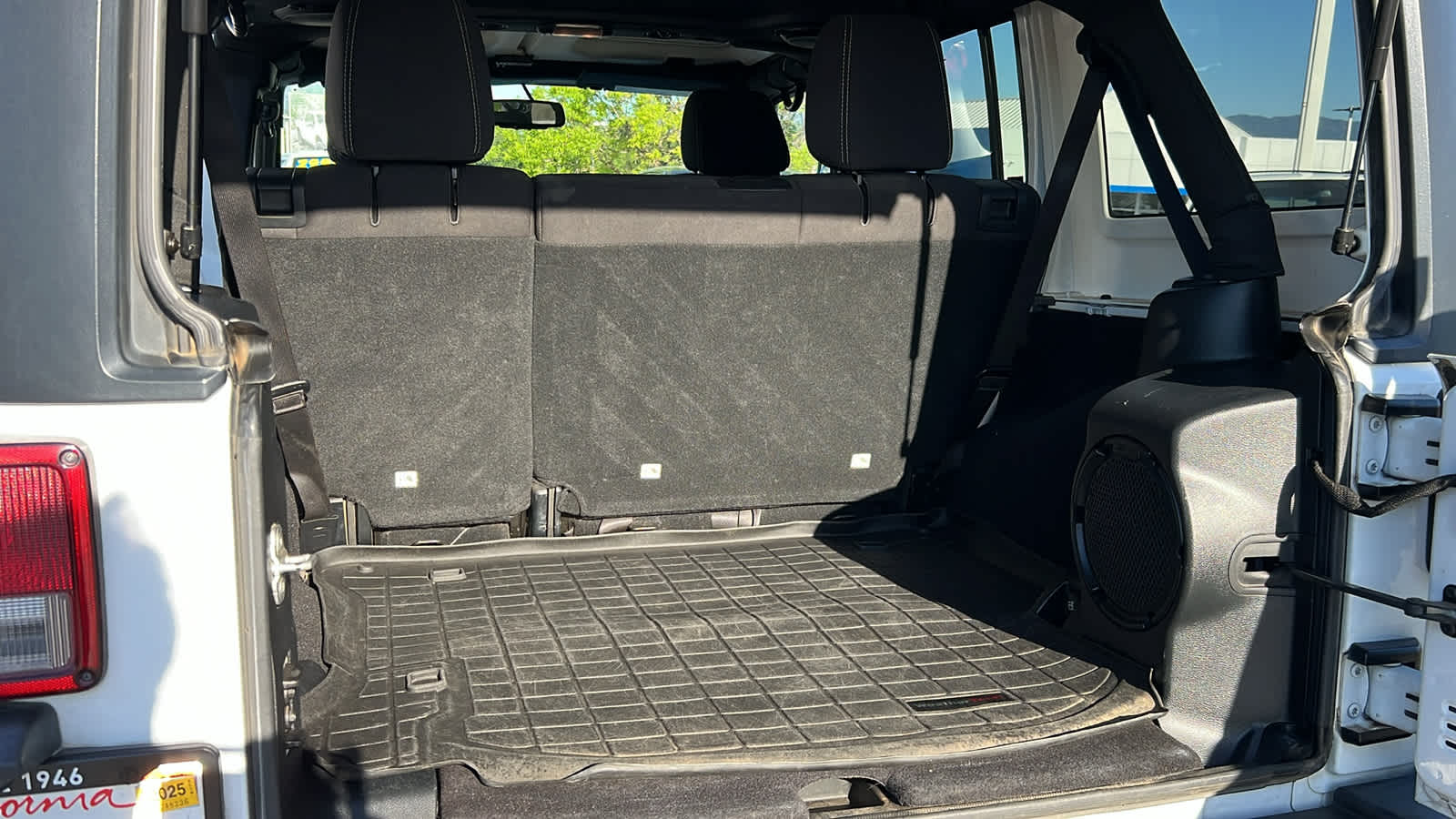 used 2014 Jeep Wrangler Unlimited car, priced at $19,995