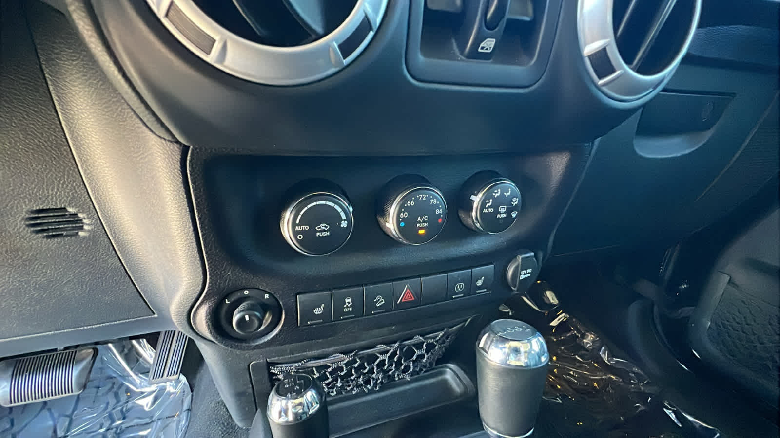 used 2016 Jeep Wrangler Unlimited car, priced at $19,995