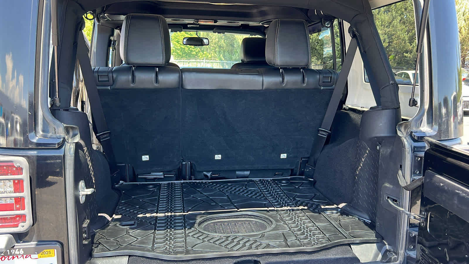 used 2016 Jeep Wrangler Unlimited car, priced at $19,995