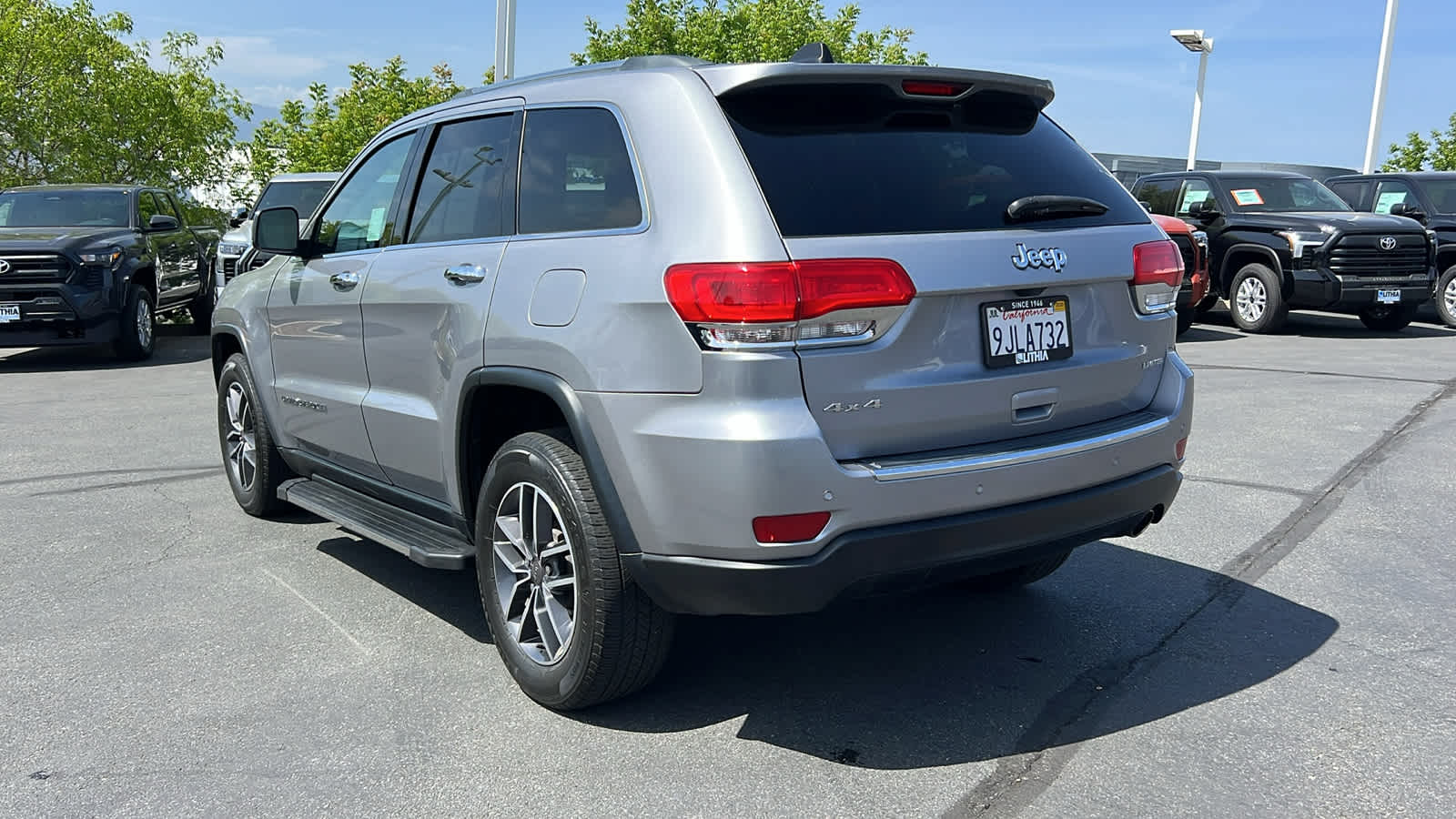 used 2019 Jeep Grand Cherokee car, priced at $20,995