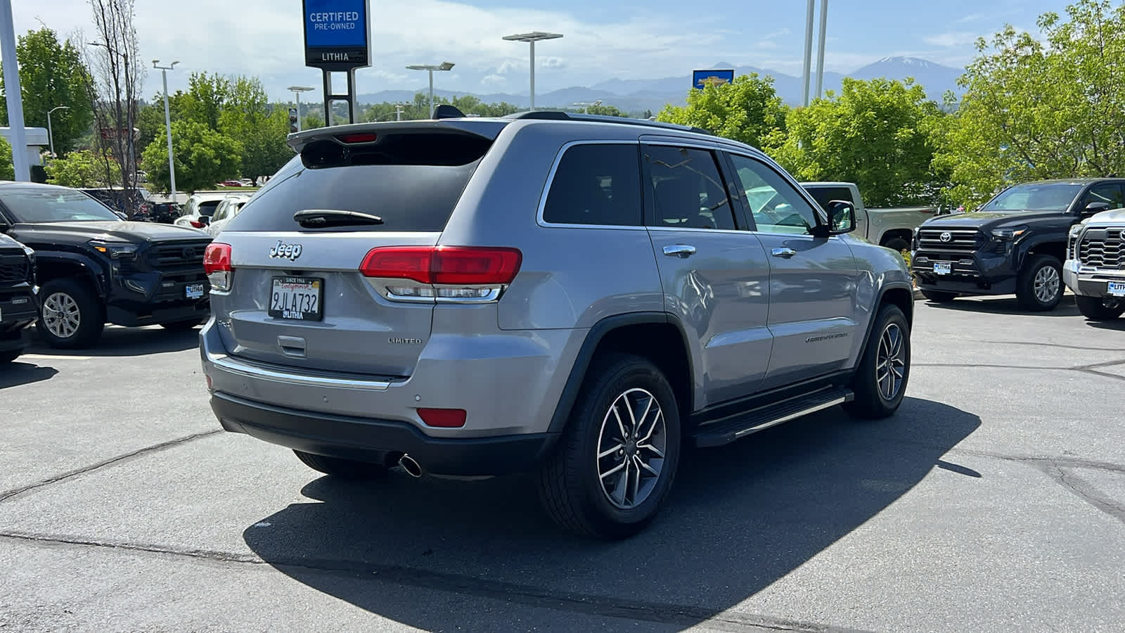 used 2019 Jeep Grand Cherokee car, priced at $20,995