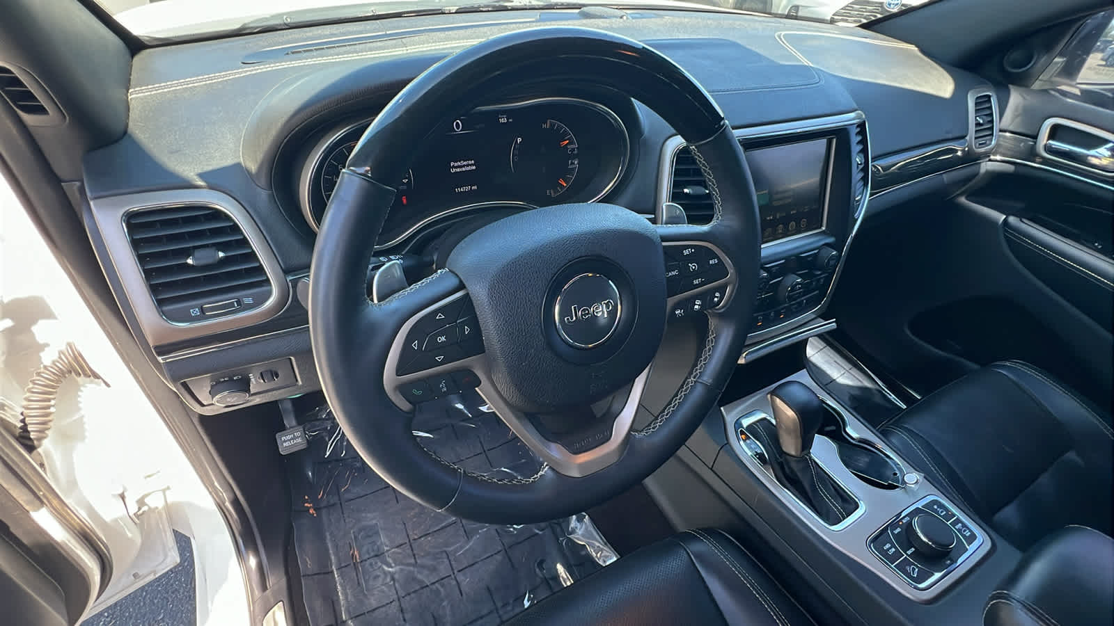 used 2016 Jeep Grand Cherokee car, priced at $14,495
