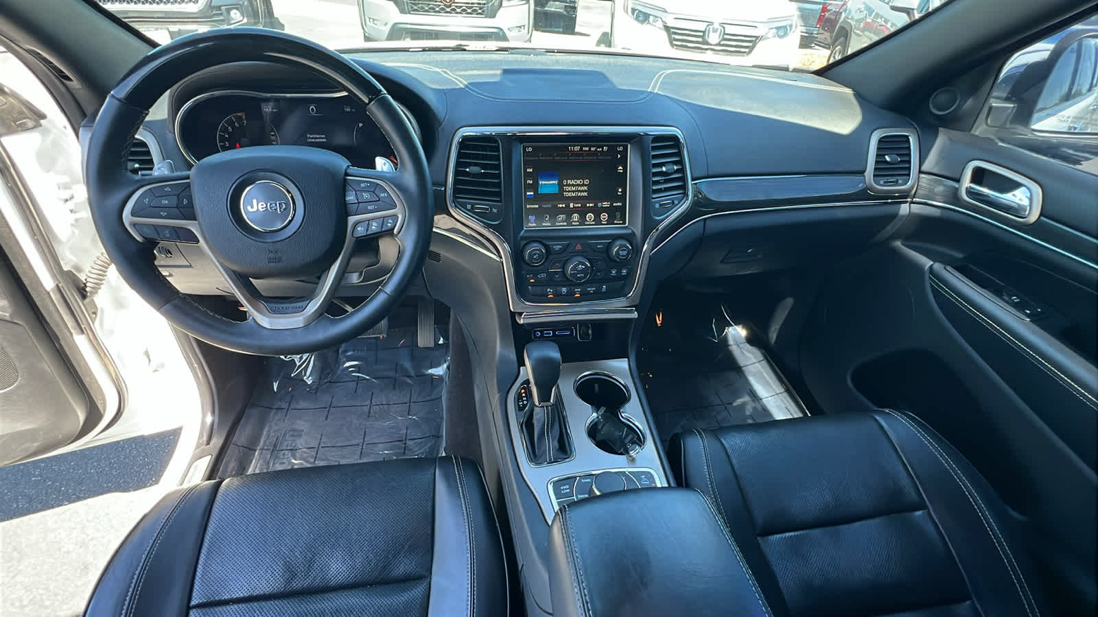 used 2016 Jeep Grand Cherokee car, priced at $14,495
