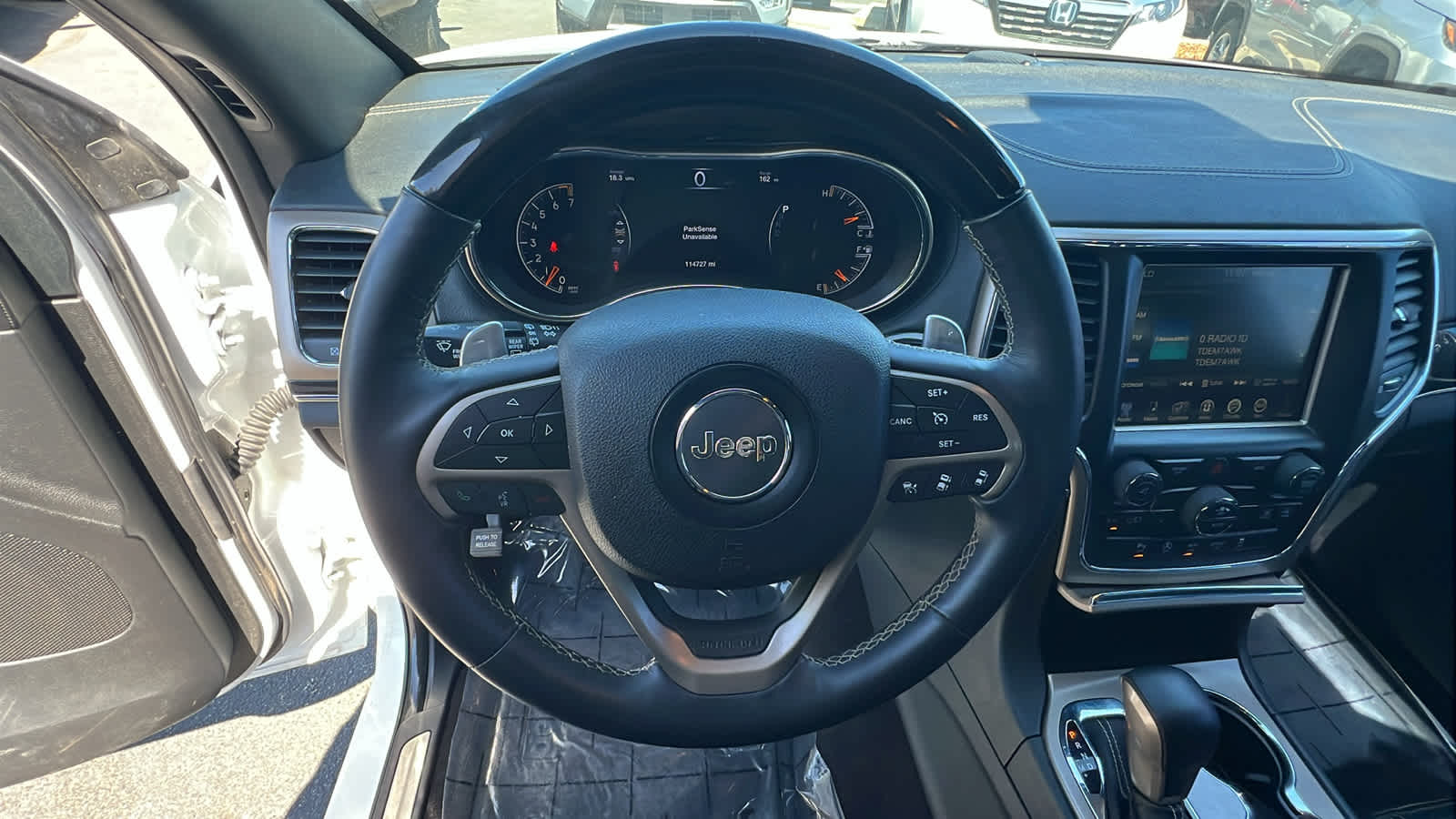 used 2016 Jeep Grand Cherokee car, priced at $14,495