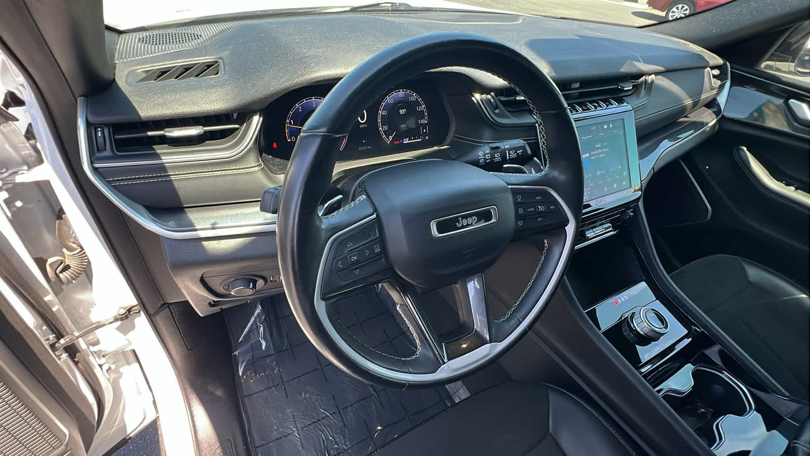 used 2021 Jeep Grand Cherokee L car, priced at $27,995