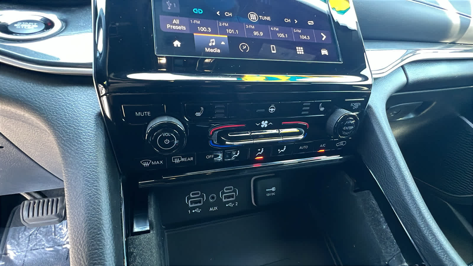 used 2021 Jeep Grand Cherokee L car, priced at $27,995