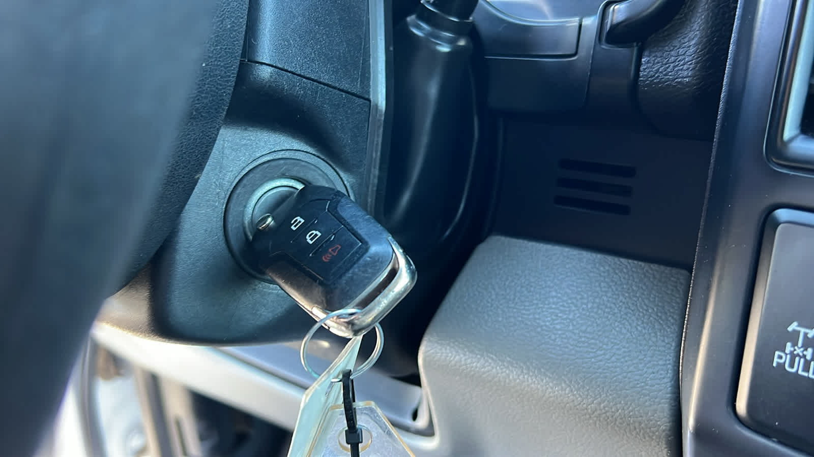 used 2019 Ford F-150 car, priced at $23,998