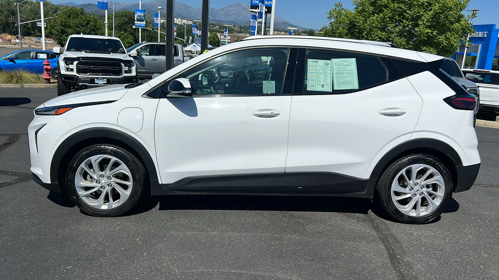 used 2022 Chevrolet Bolt EUV car, priced at $18,995