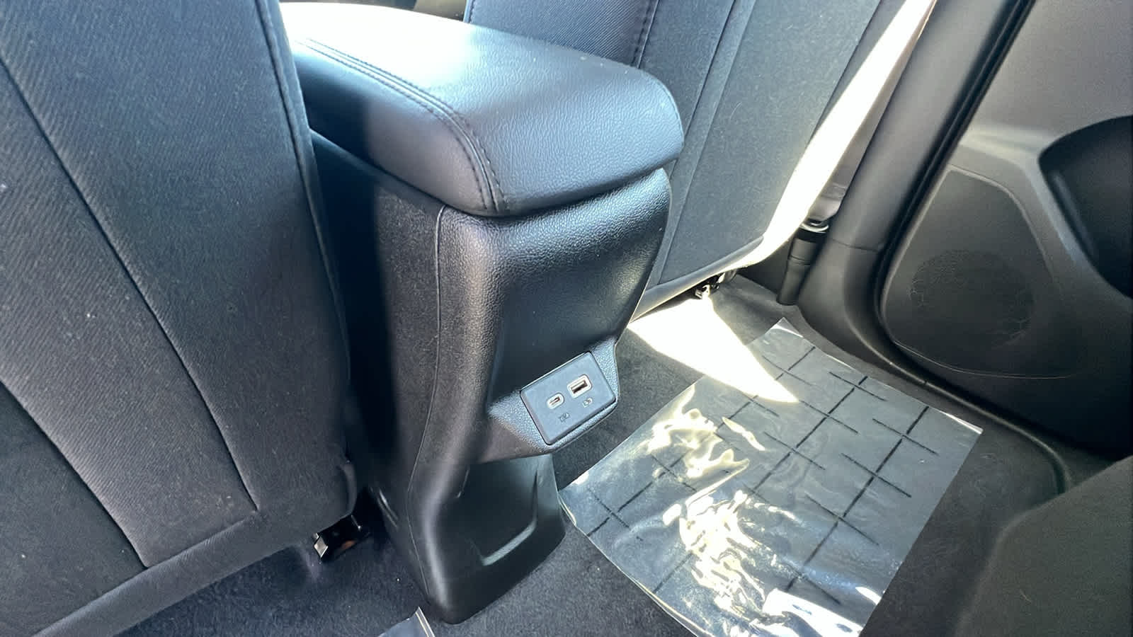 used 2022 Chevrolet Bolt EUV car, priced at $18,995
