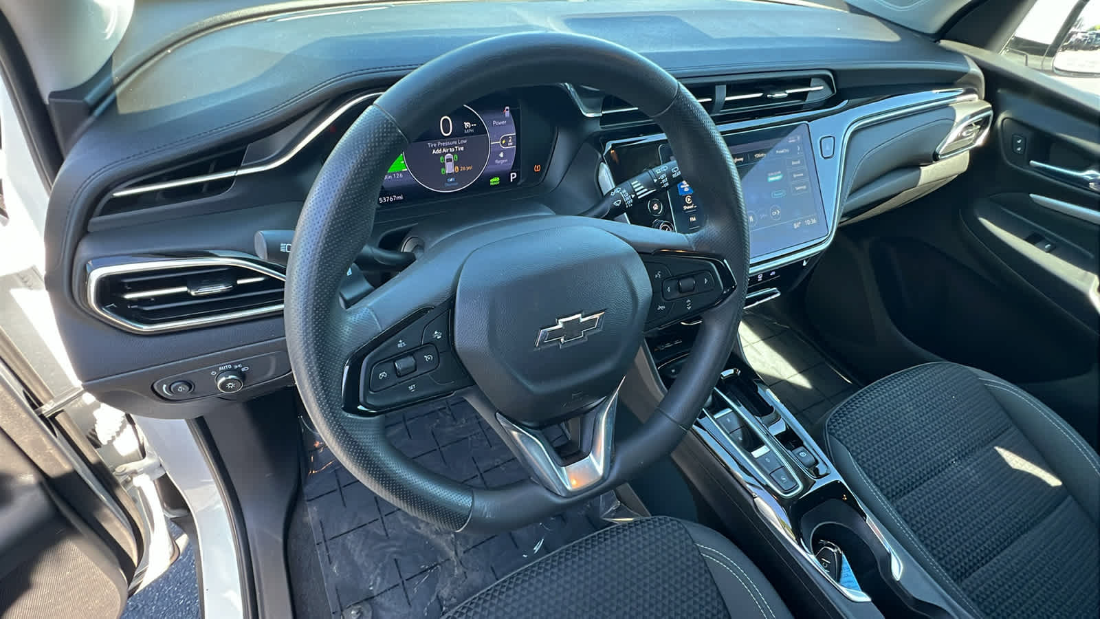 used 2022 Chevrolet Bolt EUV car, priced at $18,995