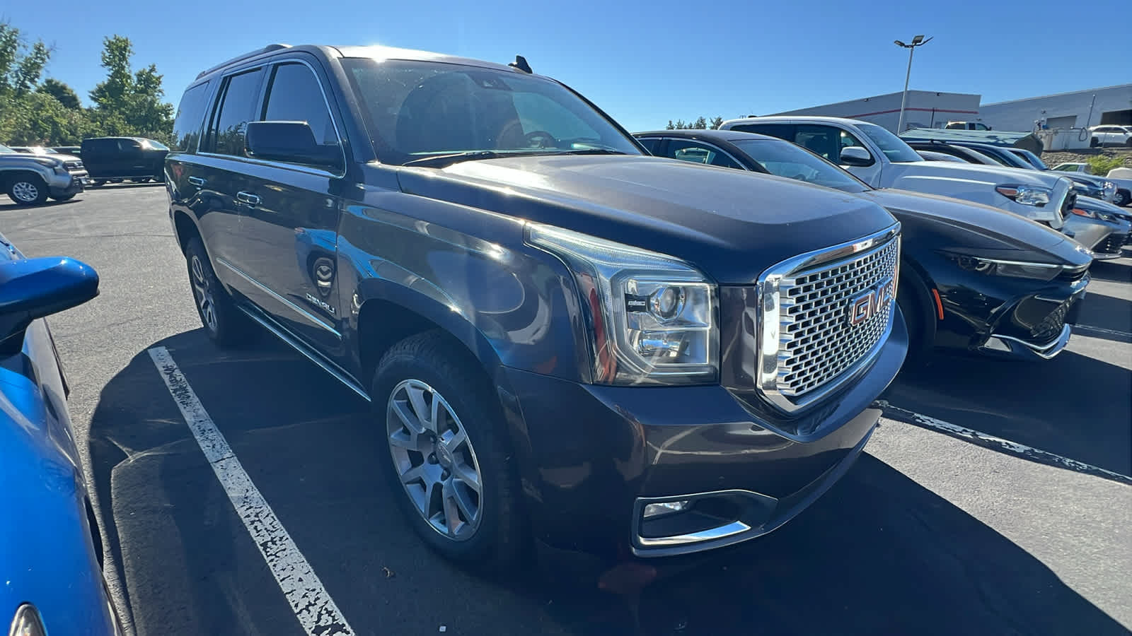 used 2017 GMC Yukon car, priced at $26,995