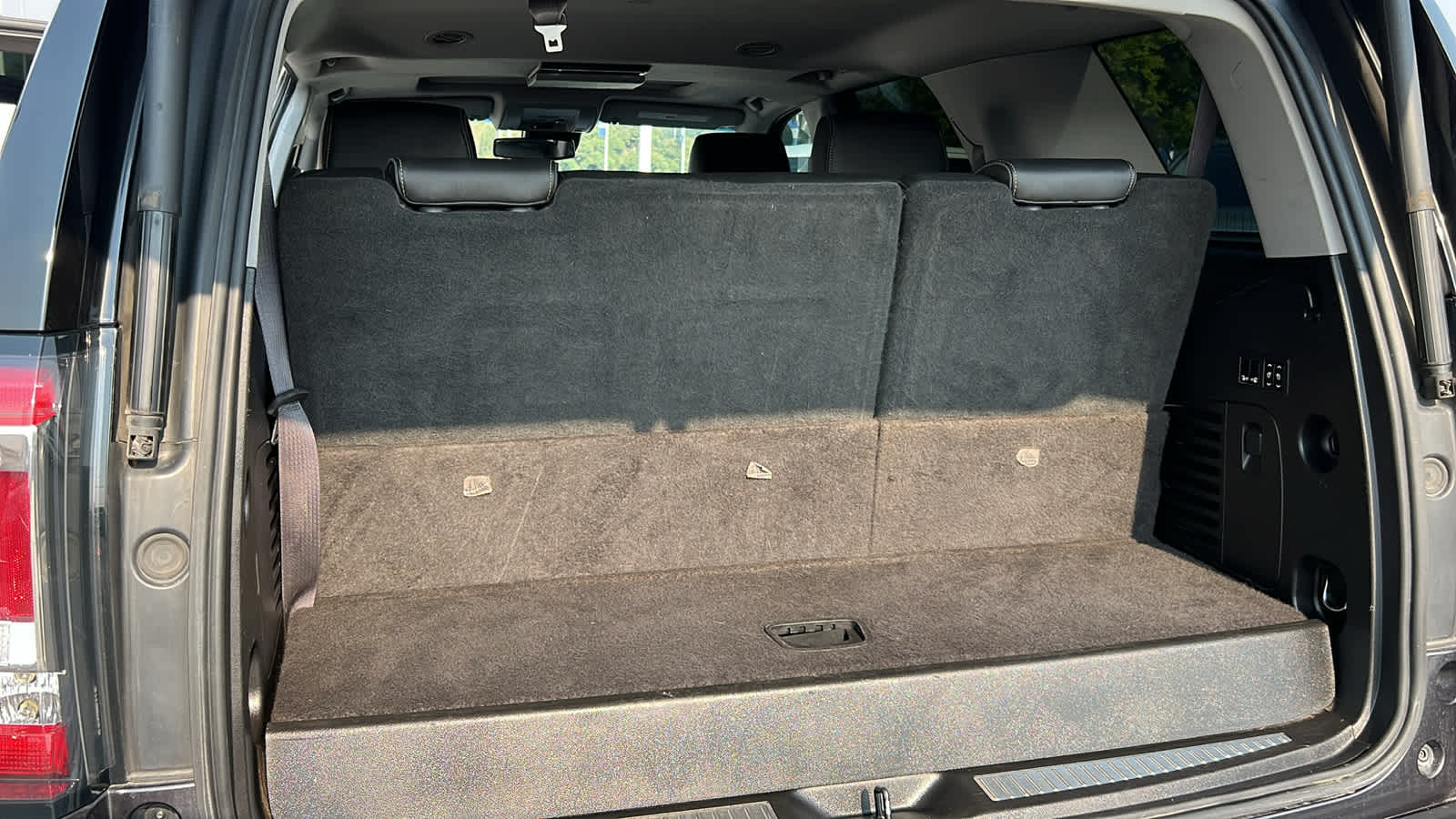 used 2017 GMC Yukon car, priced at $26,995