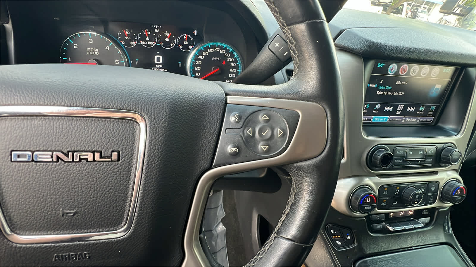 used 2017 GMC Yukon car, priced at $26,995