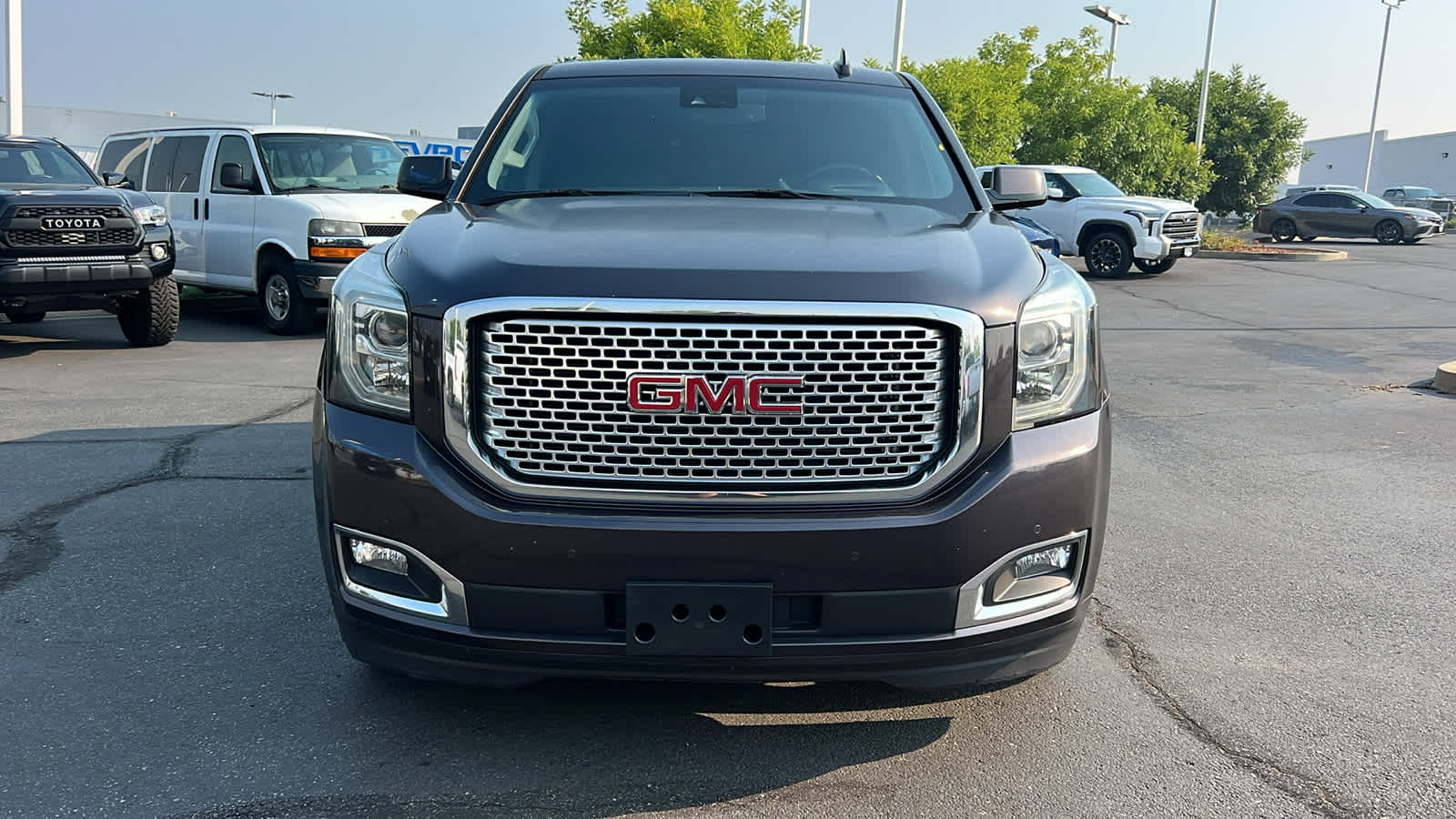 used 2017 GMC Yukon car, priced at $26,995