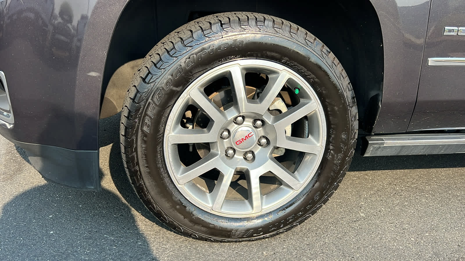 used 2017 GMC Yukon car, priced at $26,995