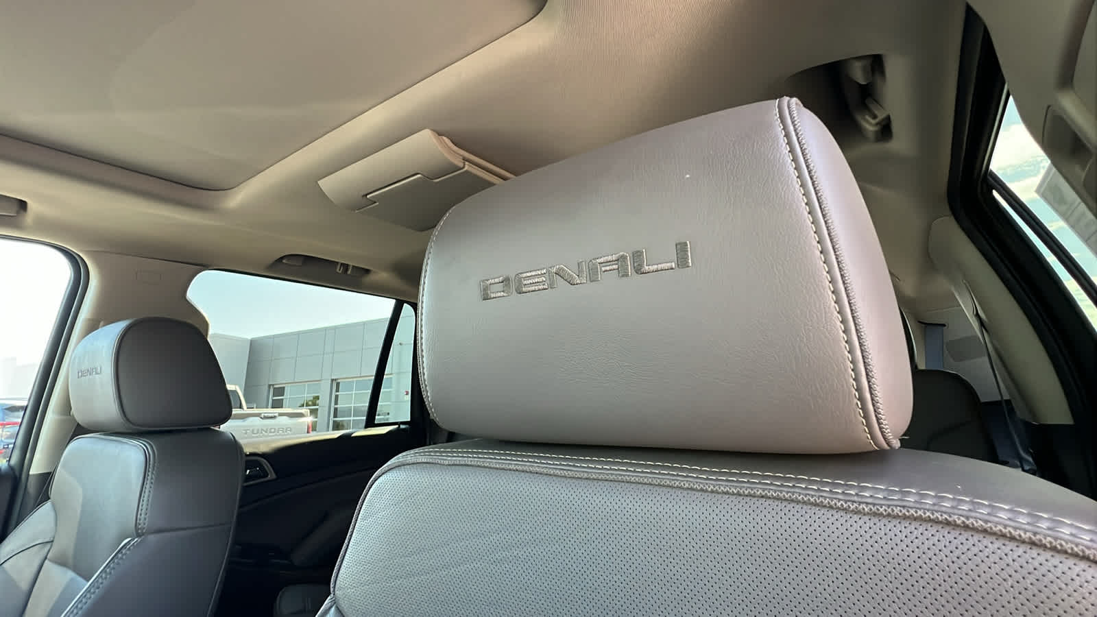 used 2016 GMC Yukon car, priced at $22,995