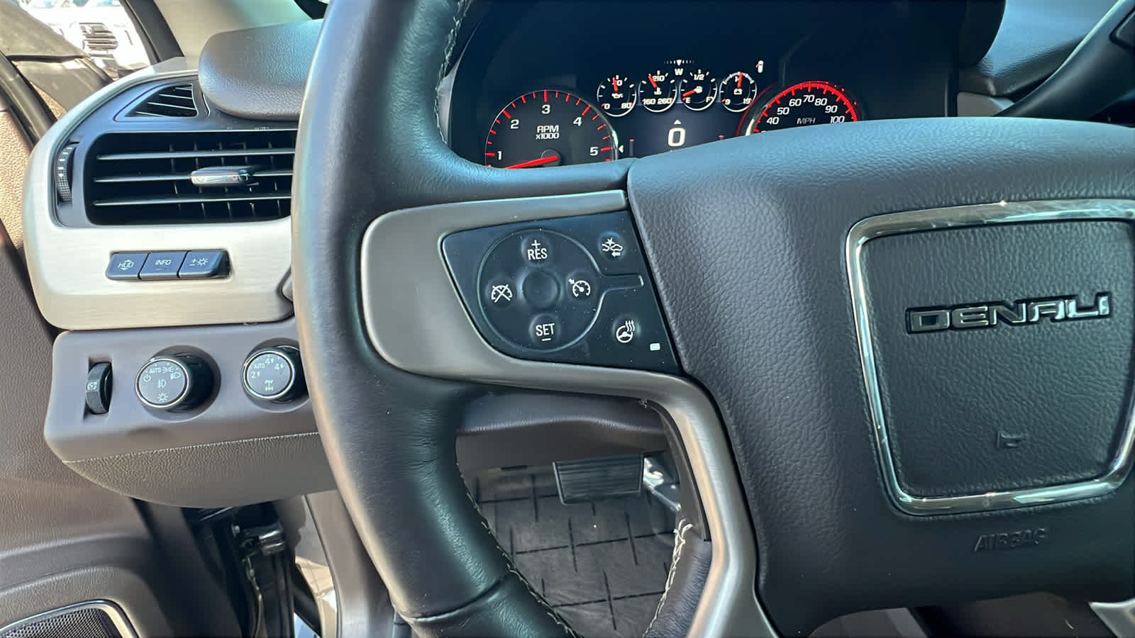 used 2016 GMC Yukon car, priced at $22,995