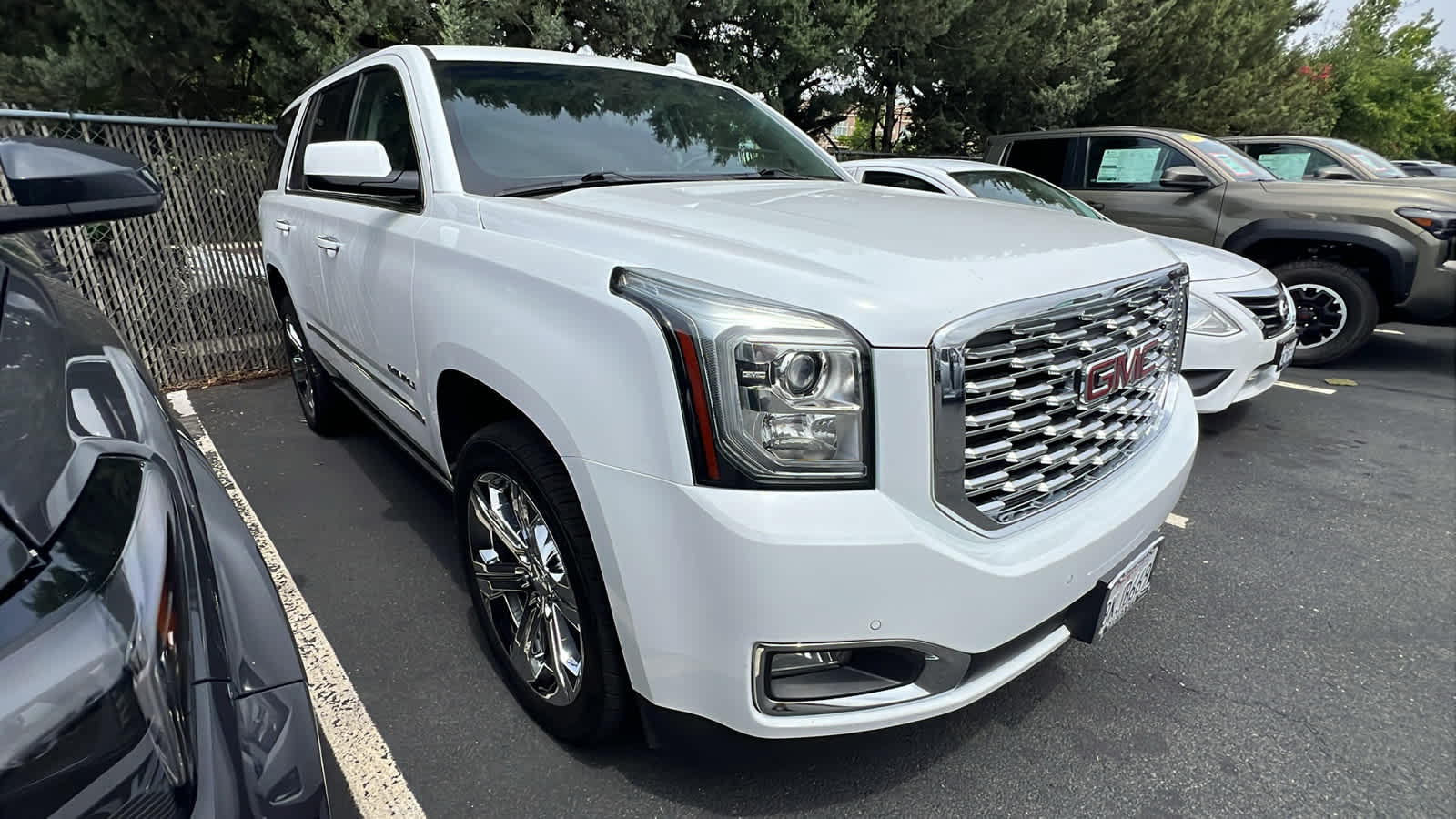 used 2019 GMC Yukon car, priced at $39,995