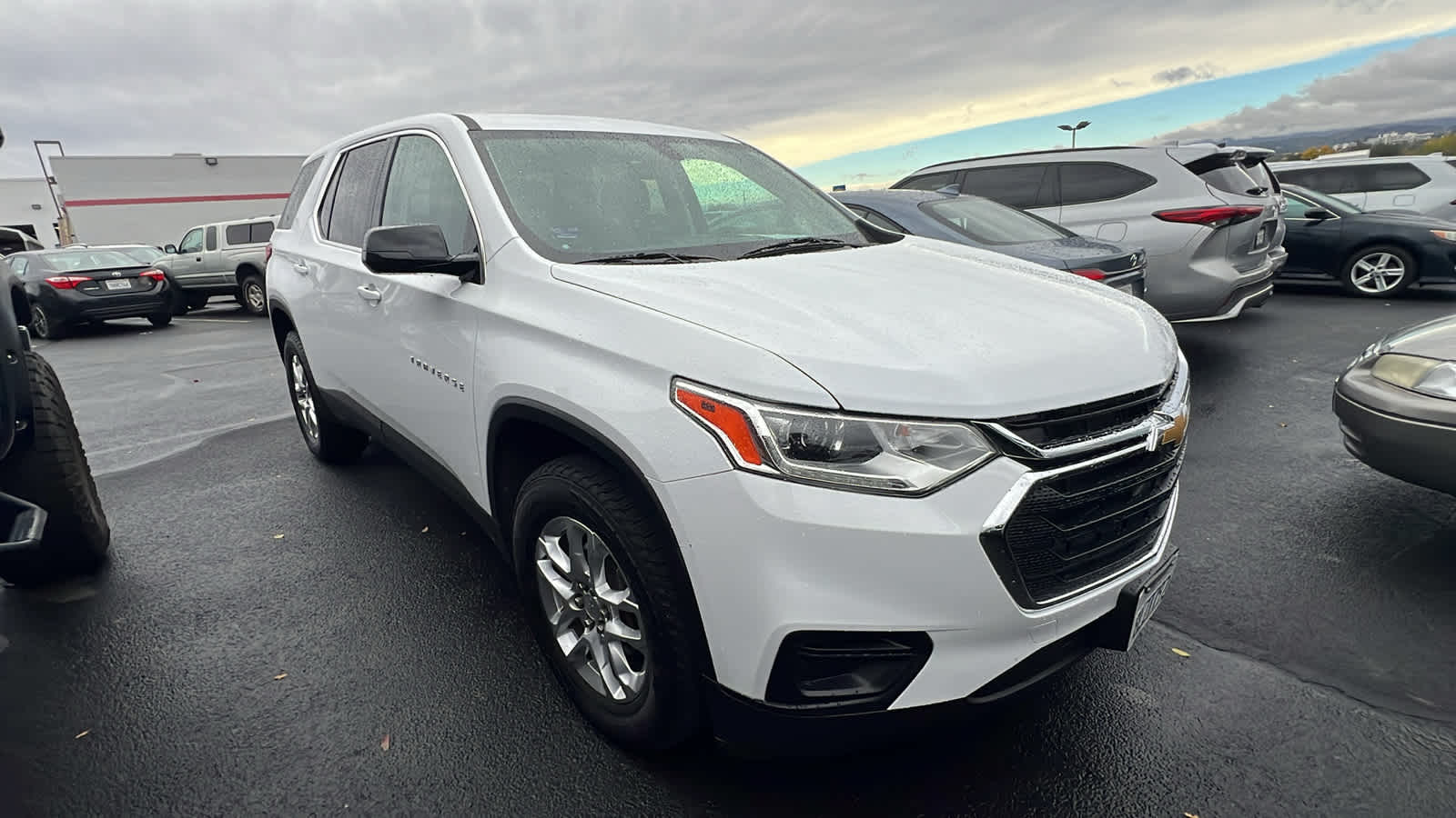 used 2020 Chevrolet Traverse car, priced at $19,495