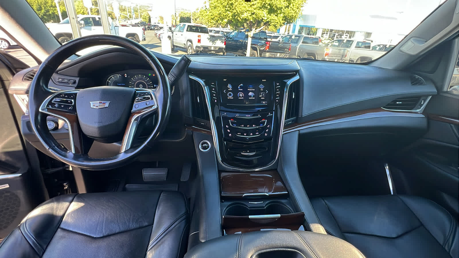 used 2018 Cadillac Escalade ESV car, priced at $33,995