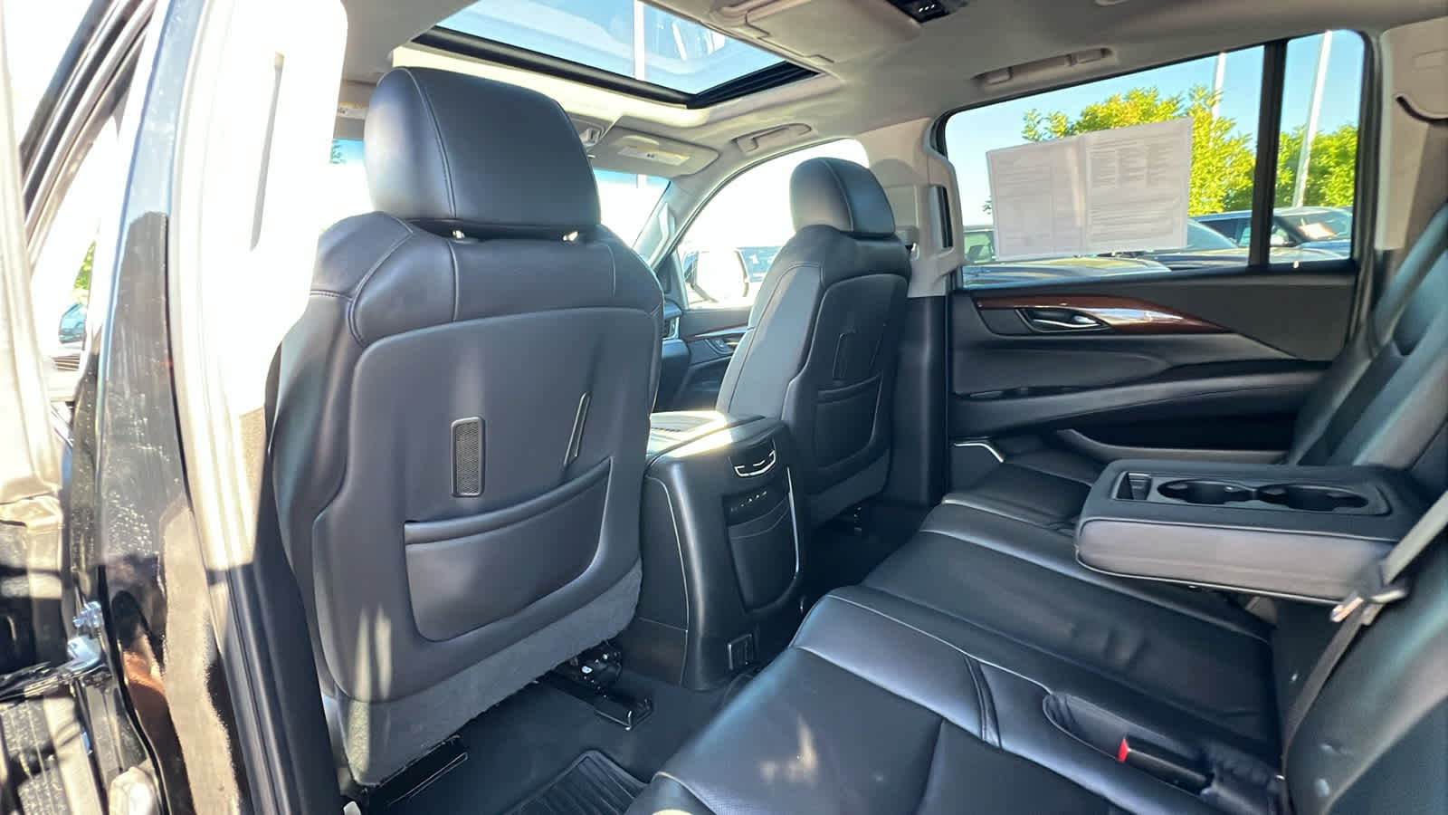 used 2018 Cadillac Escalade ESV car, priced at $33,995