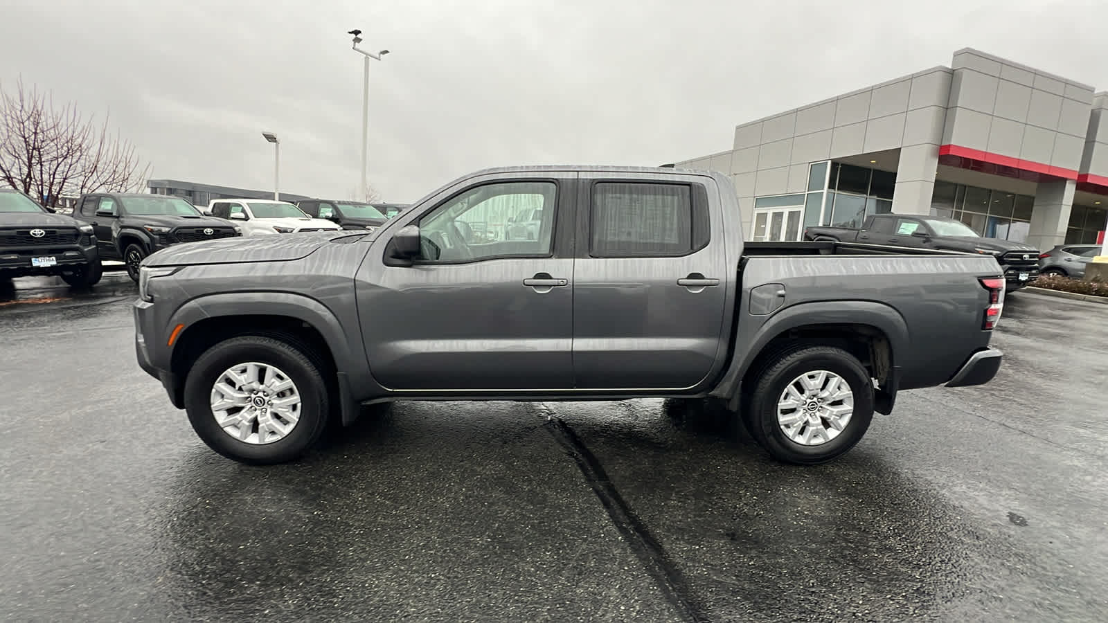 used 2022 Nissan Frontier car, priced at $28,995